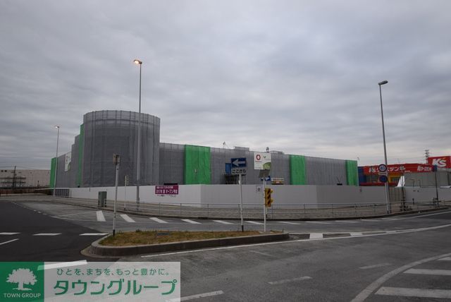 ショッピングセンター　イオンタウン吉川美南（ショッピングセンター）まで350m