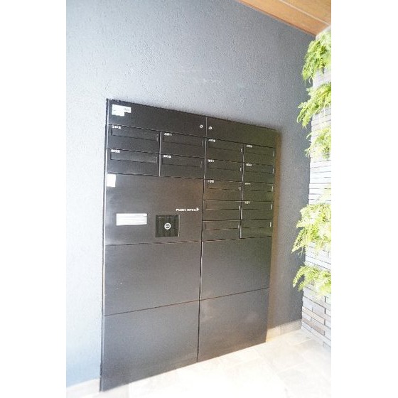 その他　宅配ボックスあり