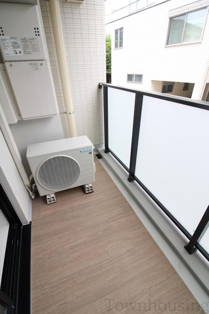 バルコニー　バルコニー