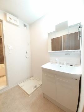 洗面設備　洗髪洗面化粧台