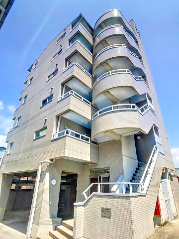 建物外観　2025年8月撮影