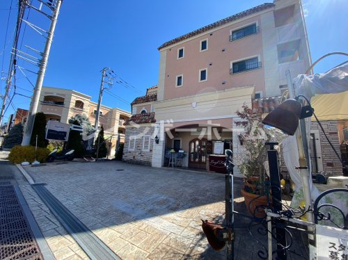 飲食店　ラッフル（飲食店）まで4563m