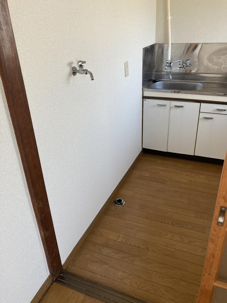 洗面設備　洗濯機置き場