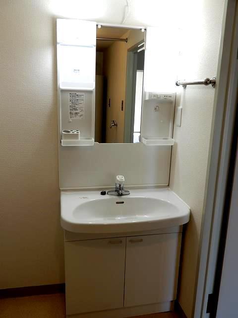 洗面設備　洗面化粧台