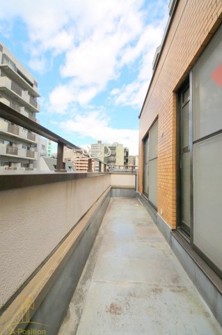 バルコニー　シャトー南船場