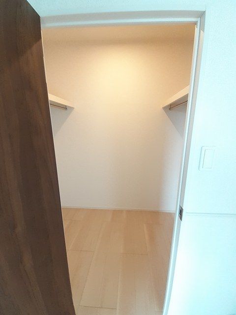 収納　ウォークインクローゼット