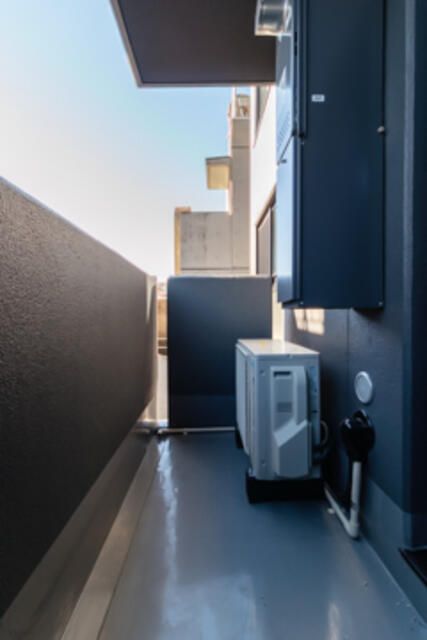 バルコニー　陽当たり良好なバルコニーです