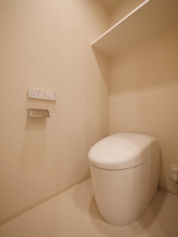 トイレ　トイレ