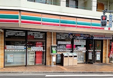 コンビニ　セブンイレブン 新小岩4丁目店（コンビニ）まで125m
