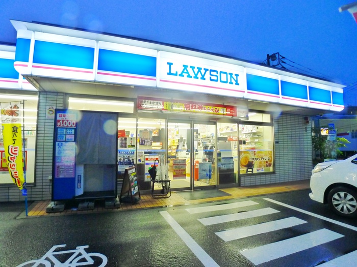 コンビニ　ローソン（コンビニ）まで523m