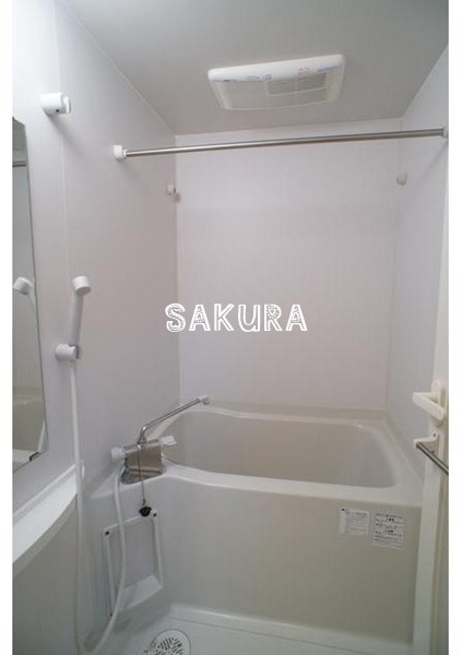 バス・シャワールーム　日々の疲れを癒すお風呂です♪