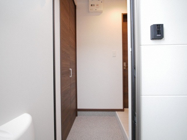 玄関　広々とした玄関です！