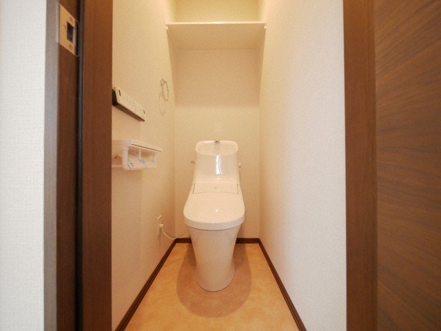 トイレ　ウォシュレット設置済みです！