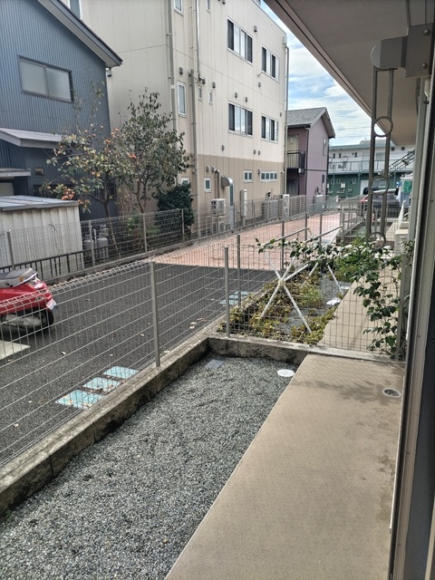庭　専用庭付き