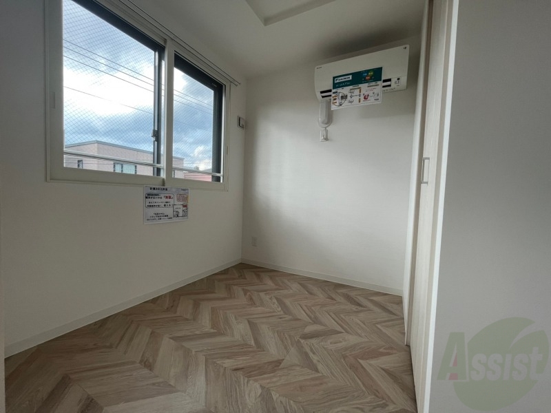 その他部屋・スペース　寝室です。部屋をどう使うかはあなた次第です！