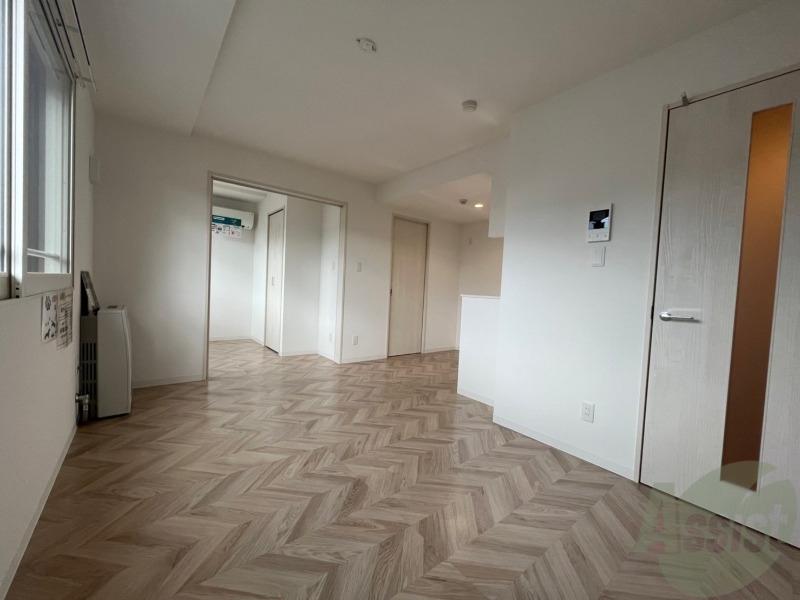 居室・リビング　広くてきれいなリビングです！快適に過ごせそうですね。