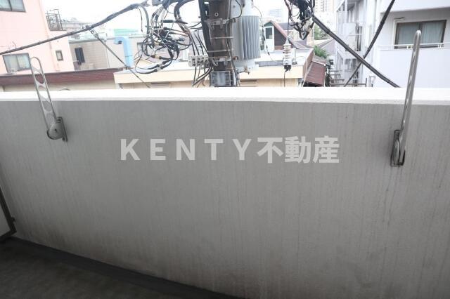 バルコニー　バルコニー付きです