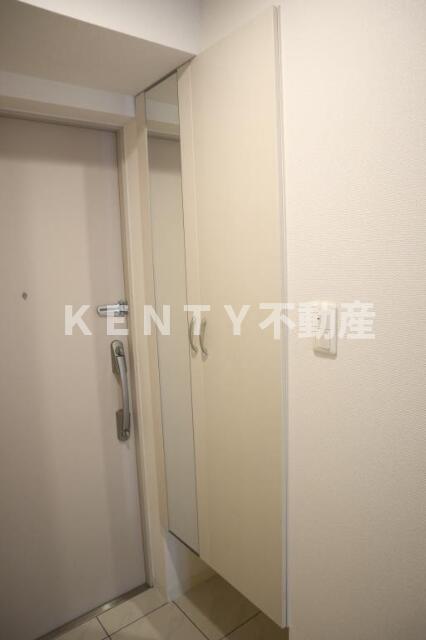 玄関　シンプルで使いやすい玄関です