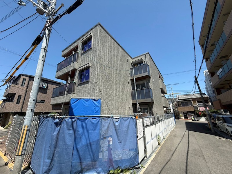 建物外観　南西より撮影