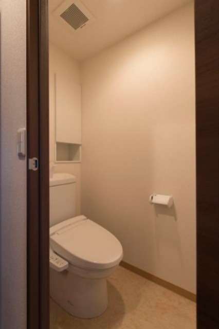 トイレ　別部屋参考