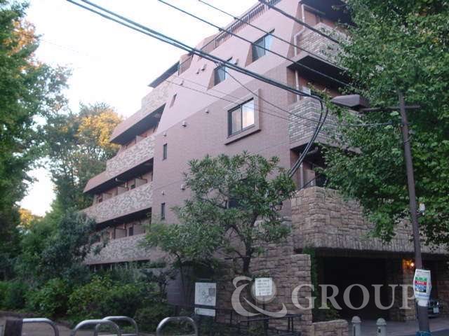 建物外観　５階建ての賃貸マンション