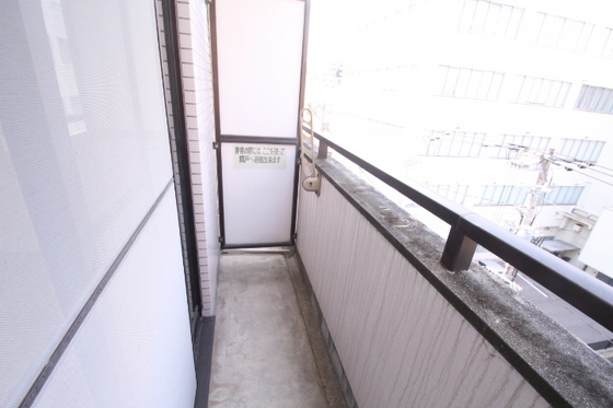 バルコニー　※別部屋の写真です