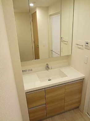 洗面設備　参考写真です