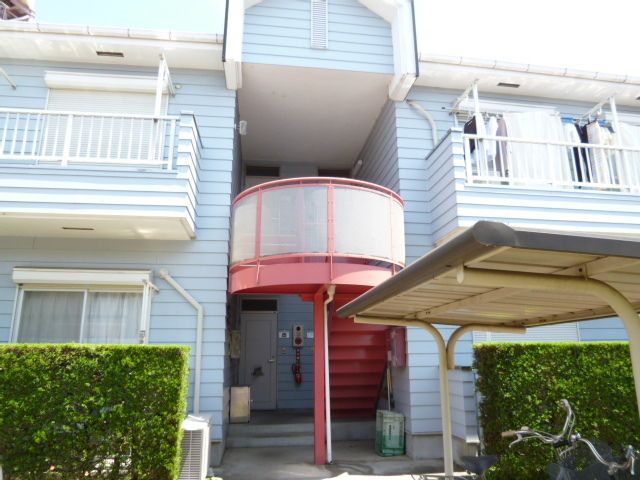 エントランス　★内階段になってます★