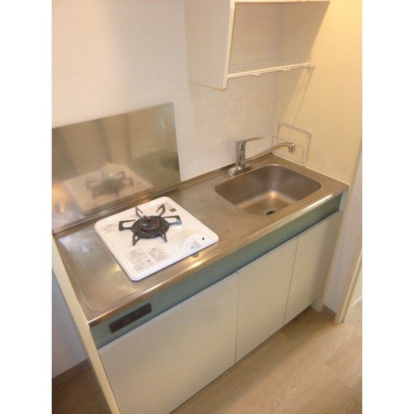 キッチン　写真は1階類似部屋です。