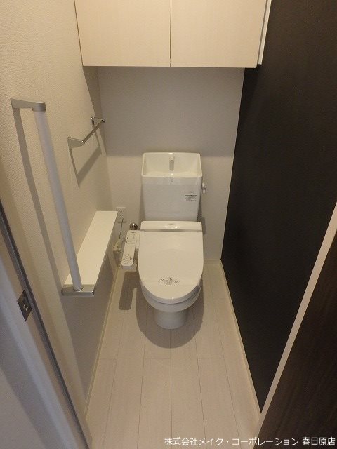 トイレ　写真は同型タイプ