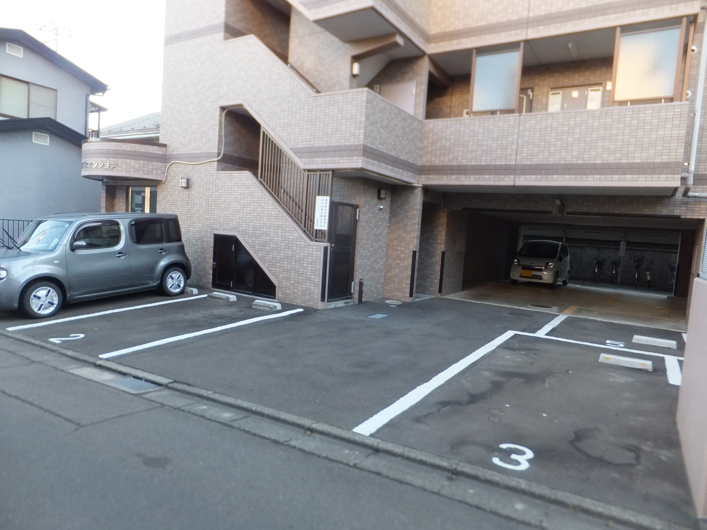 駐車場