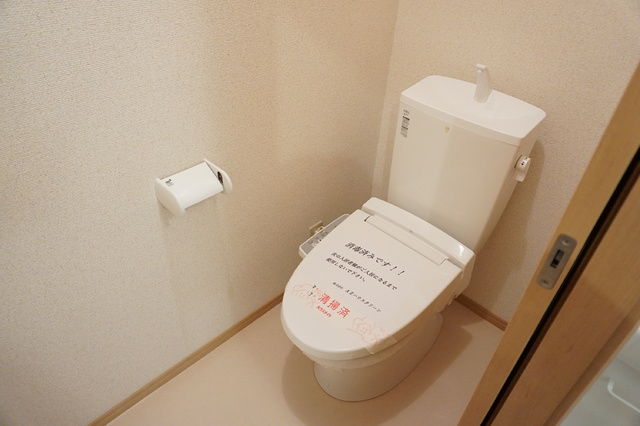 トイレ　洗浄便座