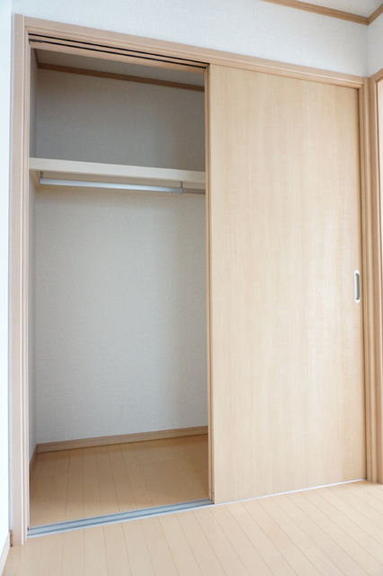 収納　クローゼット