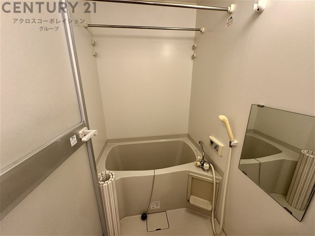 バス・シャワールーム　バストイレ別