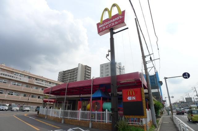 飲食店　マクドナルド（飲食店）まで780m