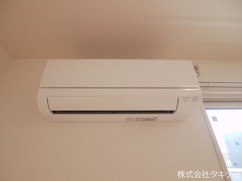 その他設備　エアコン（リビング）