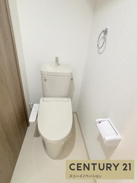 トイレ　★温水洗浄暖房便座完備★