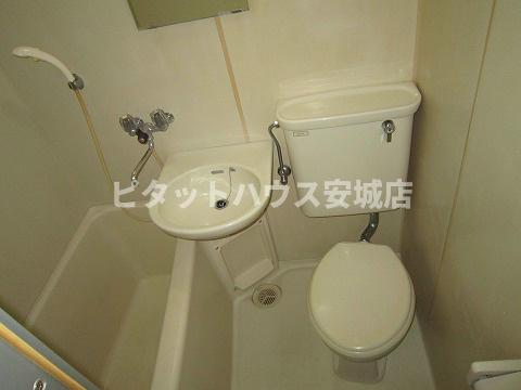 バス・シャワールーム