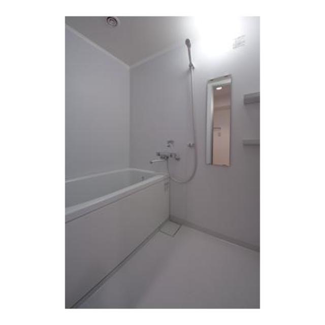 バス・シャワールーム　※写真は同タイプ住戸です。
