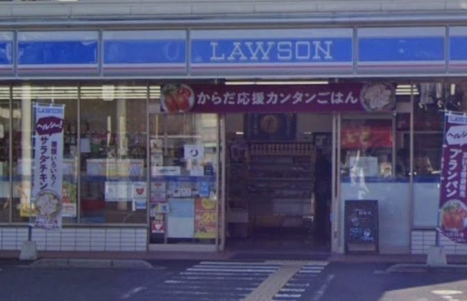コンビニ　ローソン戸田新曽小玉店（コンビニ）まで185m