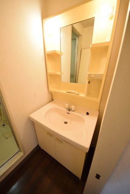 洗面設備　★お部屋探しは株式会社タウンハウジング東京まで★