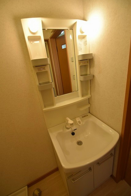 洗面設備　別部屋参考写真
