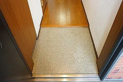 玄関　別タイプ部屋　参考写真です