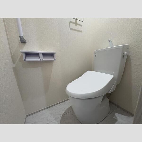 リーブルファイン三郷半田IIのトイレ写真