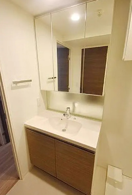 洗面設備　写真は同タイプ住居です
