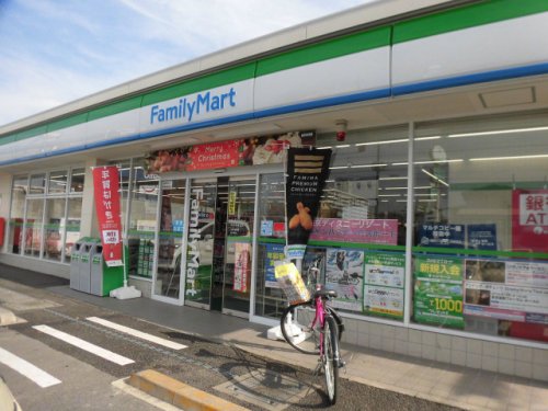コンビニ　ファミリーマート 松戸梨香台店（コンビニ）まで1076m