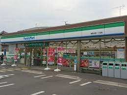 コンビニ　ファミリーマート 朝霞本町一丁目店（コンビニ）まで590m
