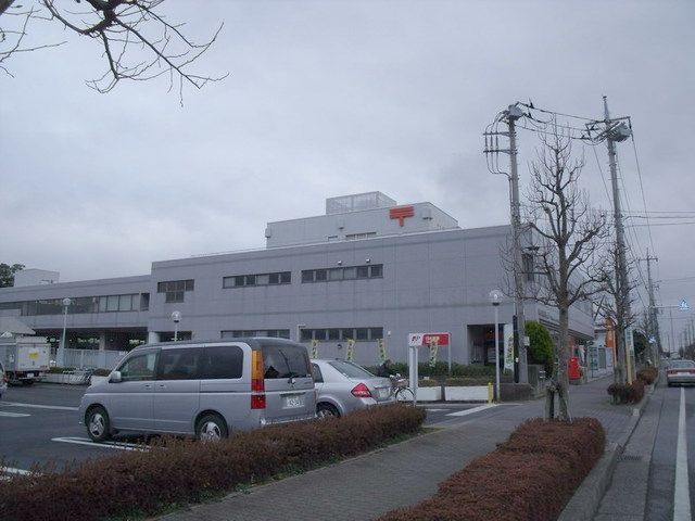 郵便局　四街道鹿渡郵便局（郵便局）まで140m