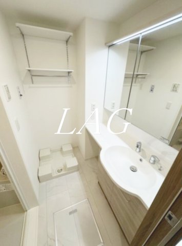 洗面設備　独立洗面台です。