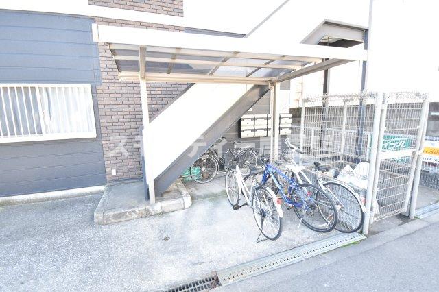 エントランス　駐輪場